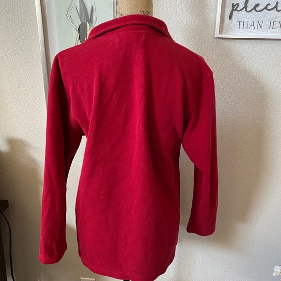 Red sweater - Picture 5 of 5